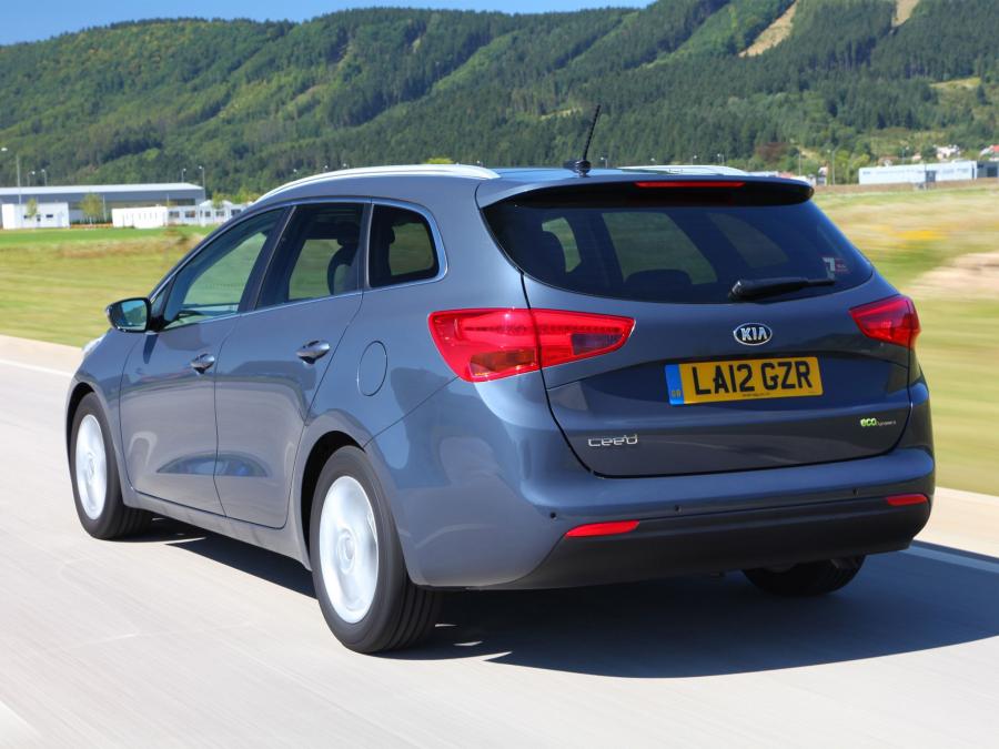  Kia cee&rsquo;d Station Wagon 2012 года  (UK) (фото 28 из 31)